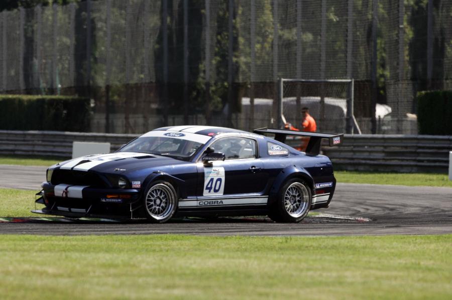  Ford Mustang FR500 2005 года  (фото 15 из 51)